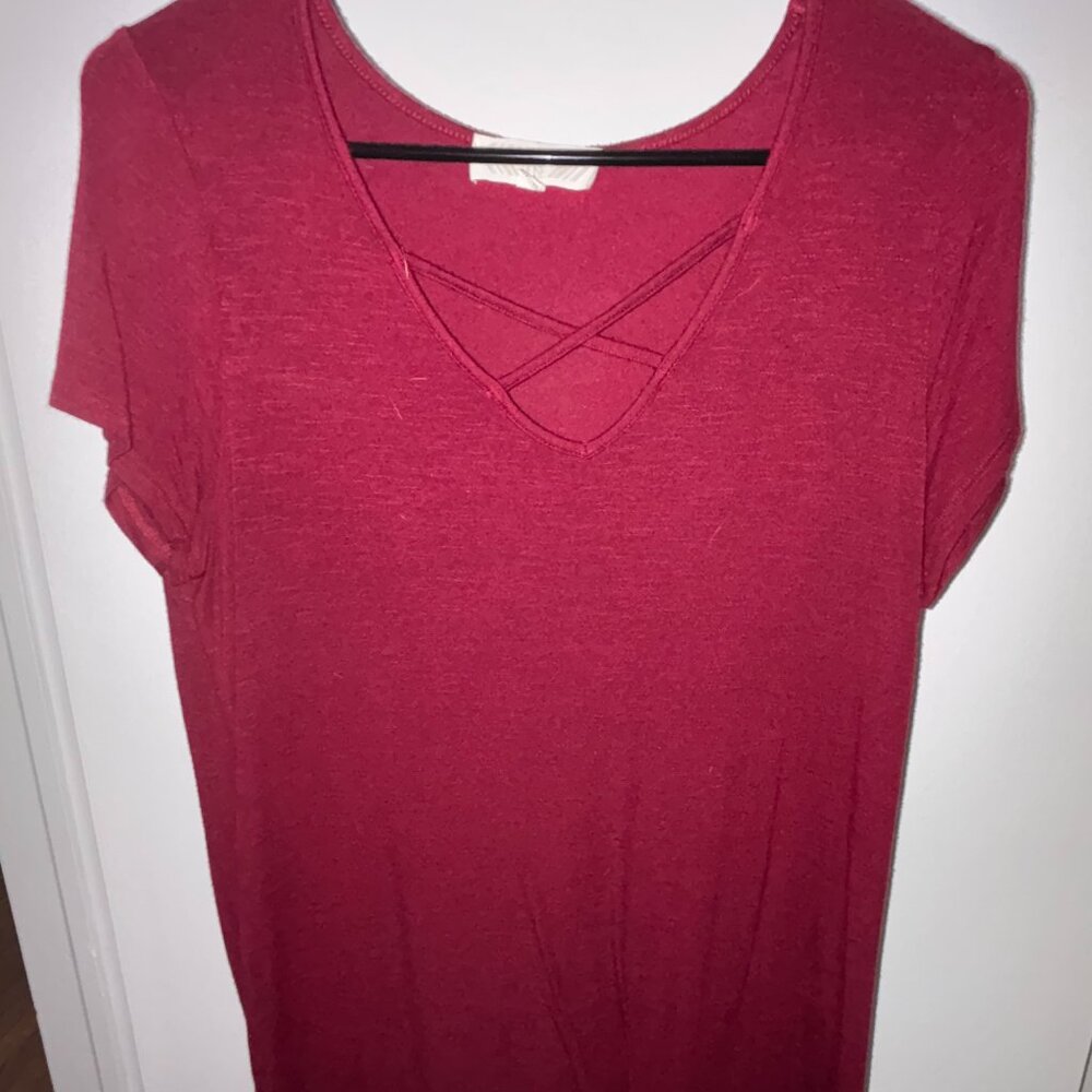 Pink Rose Maroon/Red Short Sleeve Top with Criss-Cross Neck Detail, Size M